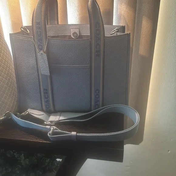 Coach Smith Tote Bag - Picture 4 of 4